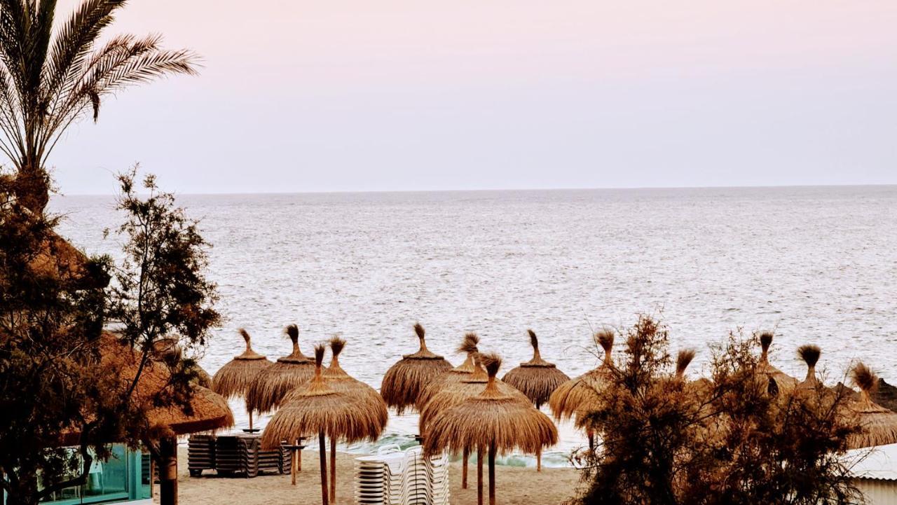 Апартаменти 1º Linea De Playa En Pleno Centro De Фуенхірола Екстер'єр фото