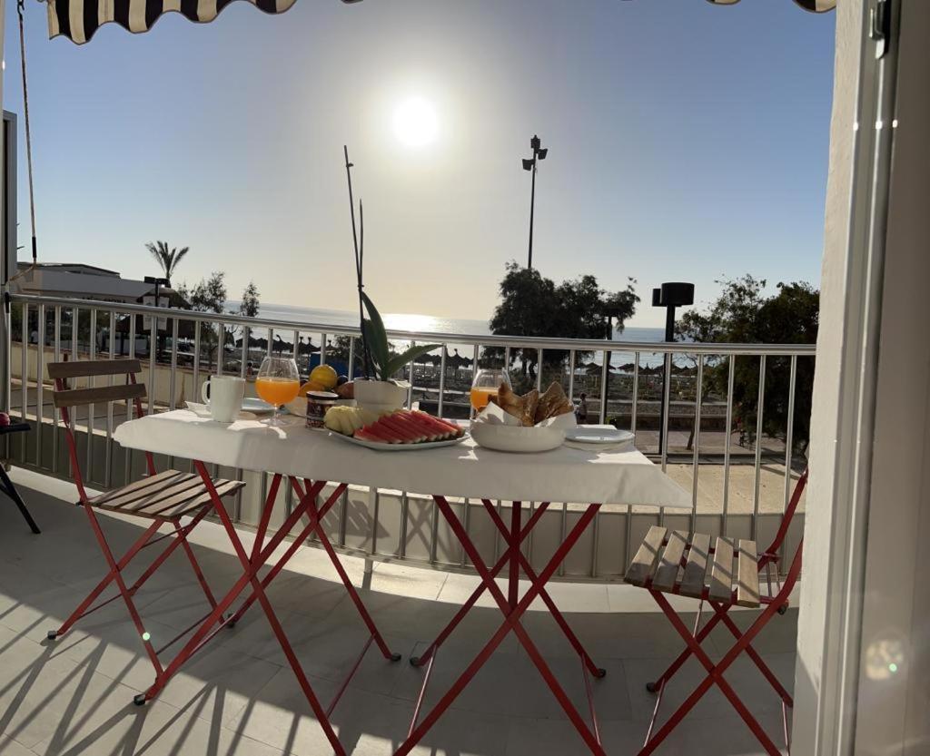Апартаменти 1º Linea De Playa En Pleno Centro De Фуенхірола Екстер'єр фото